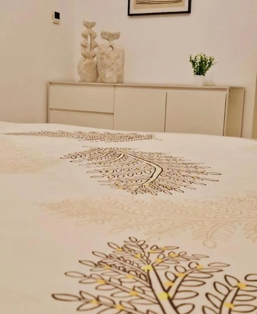 Luxury One Bedroom Apartment With Fountain View Opposite Dubai Mall 0*,
