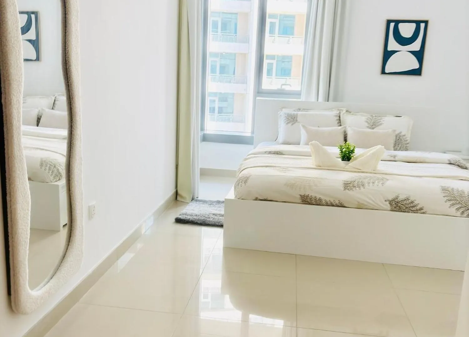 Luxury One Bedroom Apartment With Fountain View Opposite Dubai Mall United Arab Emirates