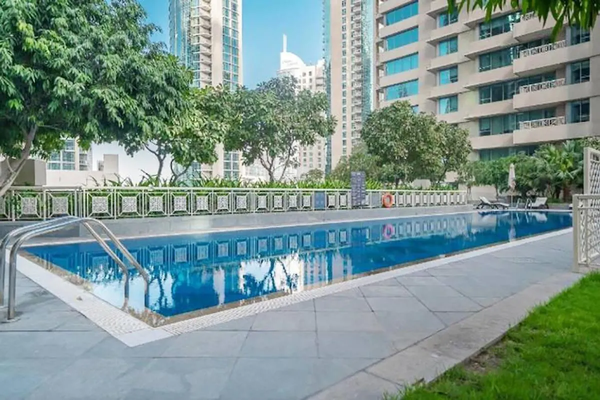 Luxury One Bedroom Apartment With Fountain View Opposite Dubai Mall