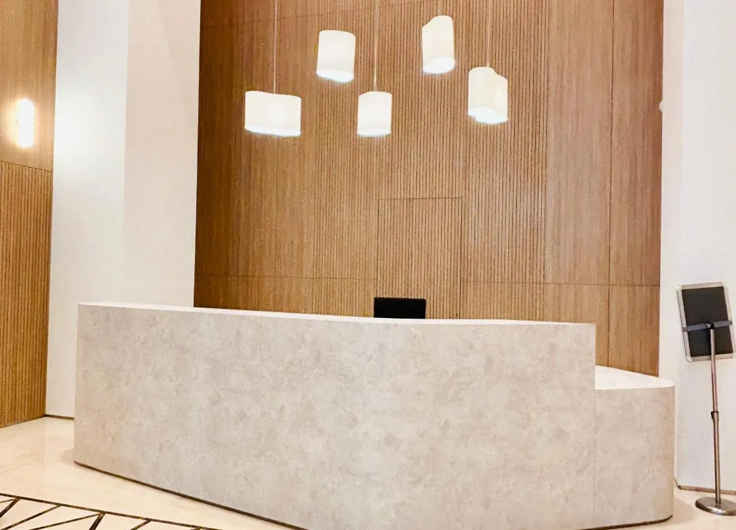 Luxury One Bedroom Apartment With Fountain View Opposite Dubai Mall United Arab Emirates