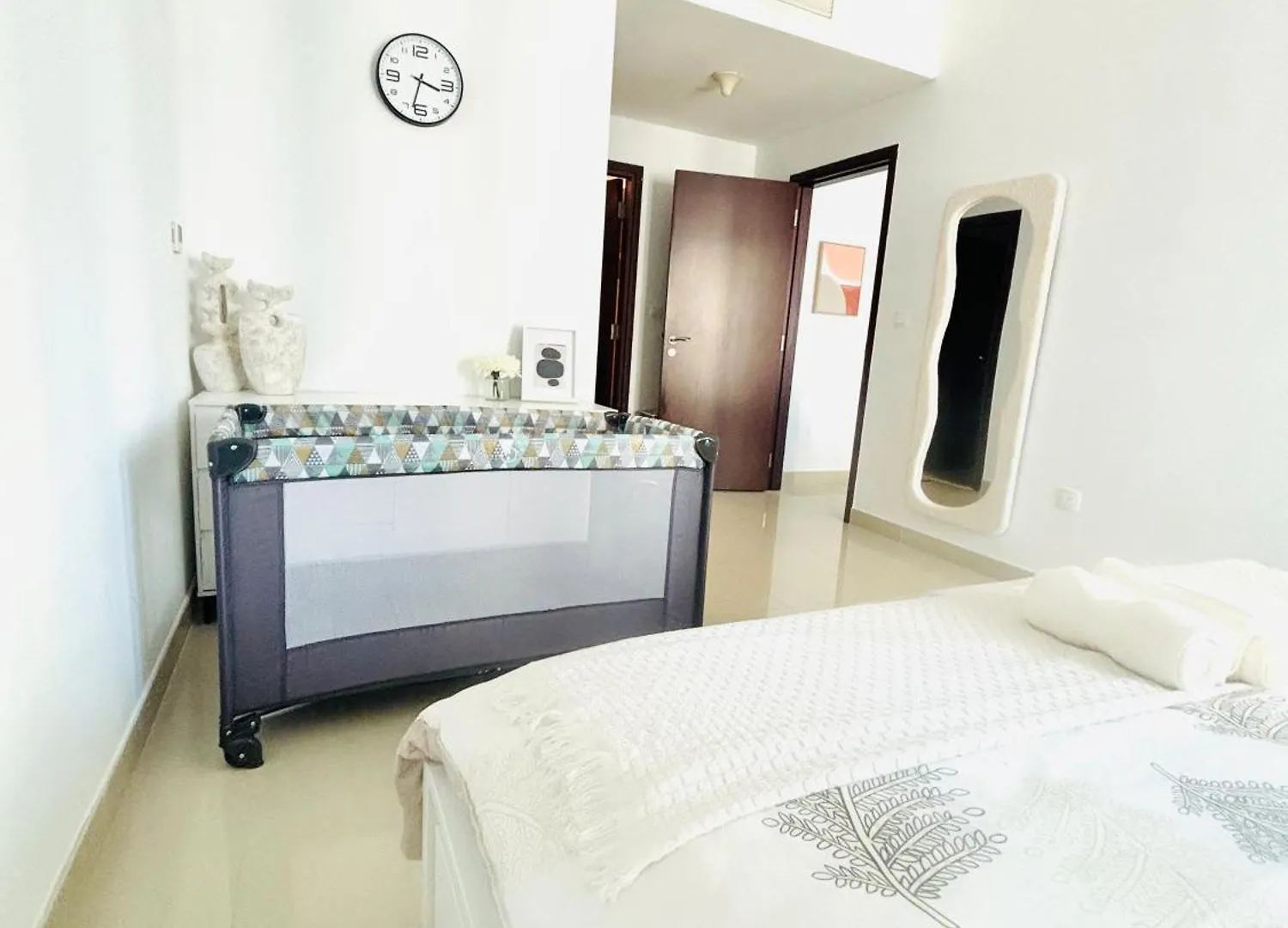 Luxury One Bedroom Apartment With Fountain View Opposite Dubai Mall United Arab Emirates